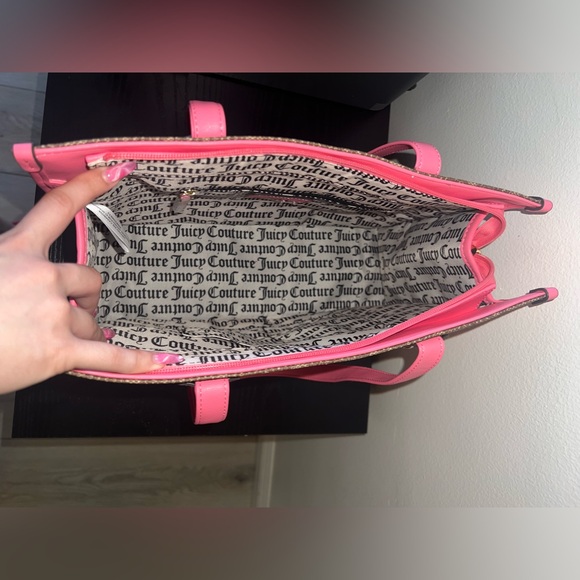 Juicy Couture Smooth Leather Tote Bag - Picture 9 of 12